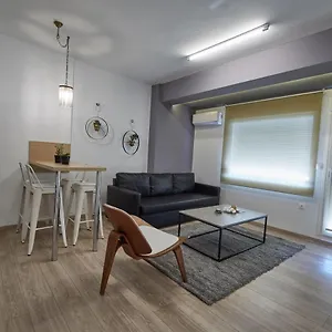 https://modern-apartment-in-central-thessaloniki.hotels-of-thessaloniki.com