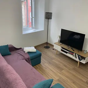 https://grand-appartement-hyper-centre-grasse.fr-provencehotel.com