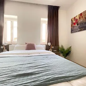 https://hammock-vibes-town-house.hotelssaintjulians.com