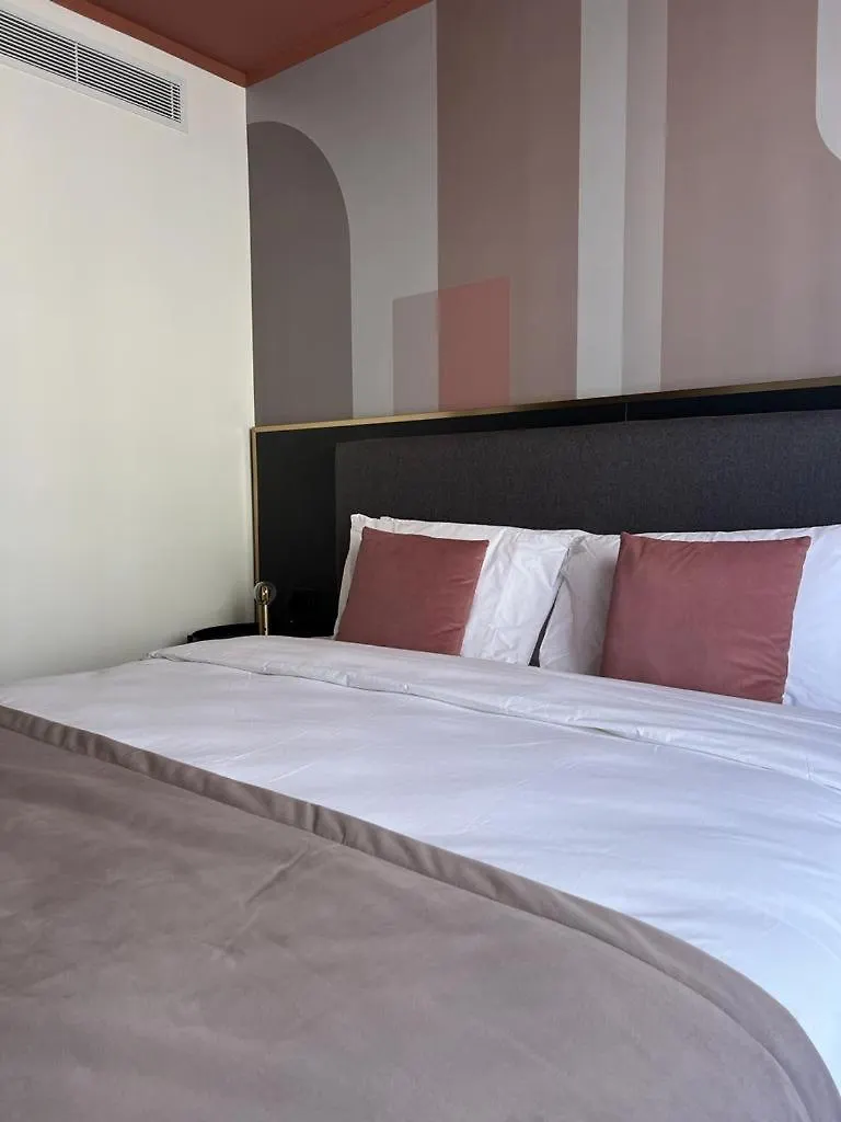 Eleven By Warren Collection Apartment Sliema