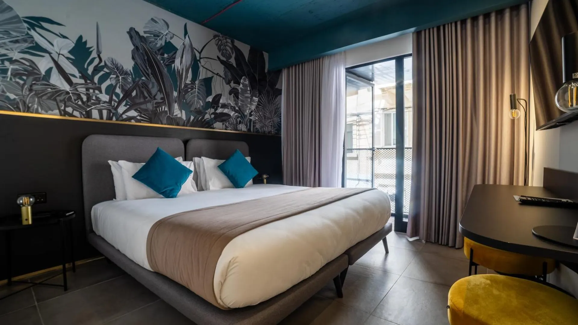 Eleven By Warren Collection Apartment Sliema Malta
